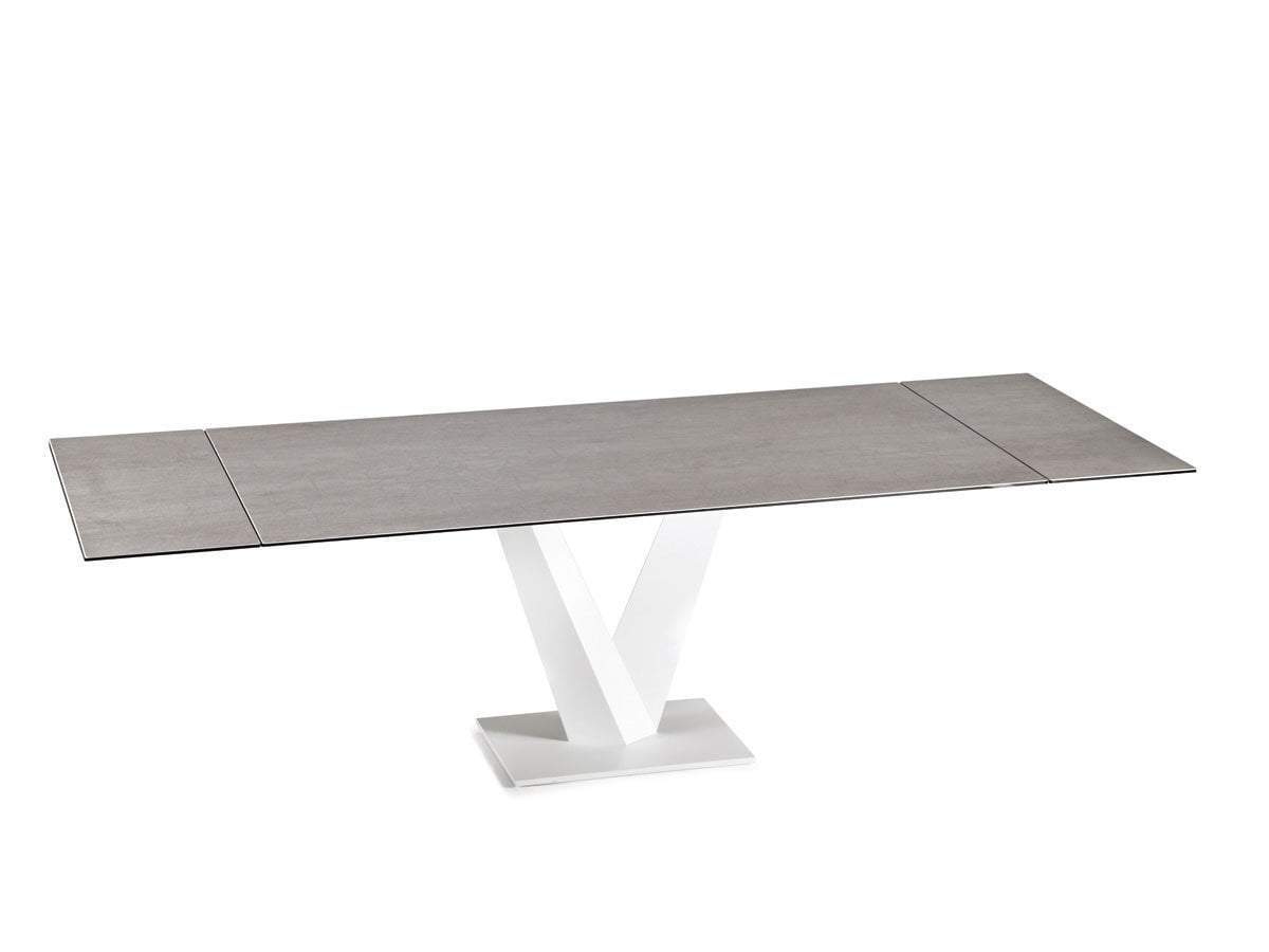 Naos Minosse Dining Table